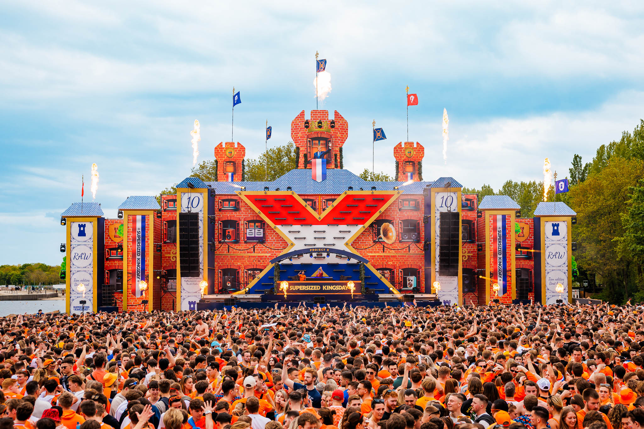 Supersized Kingsday Festival