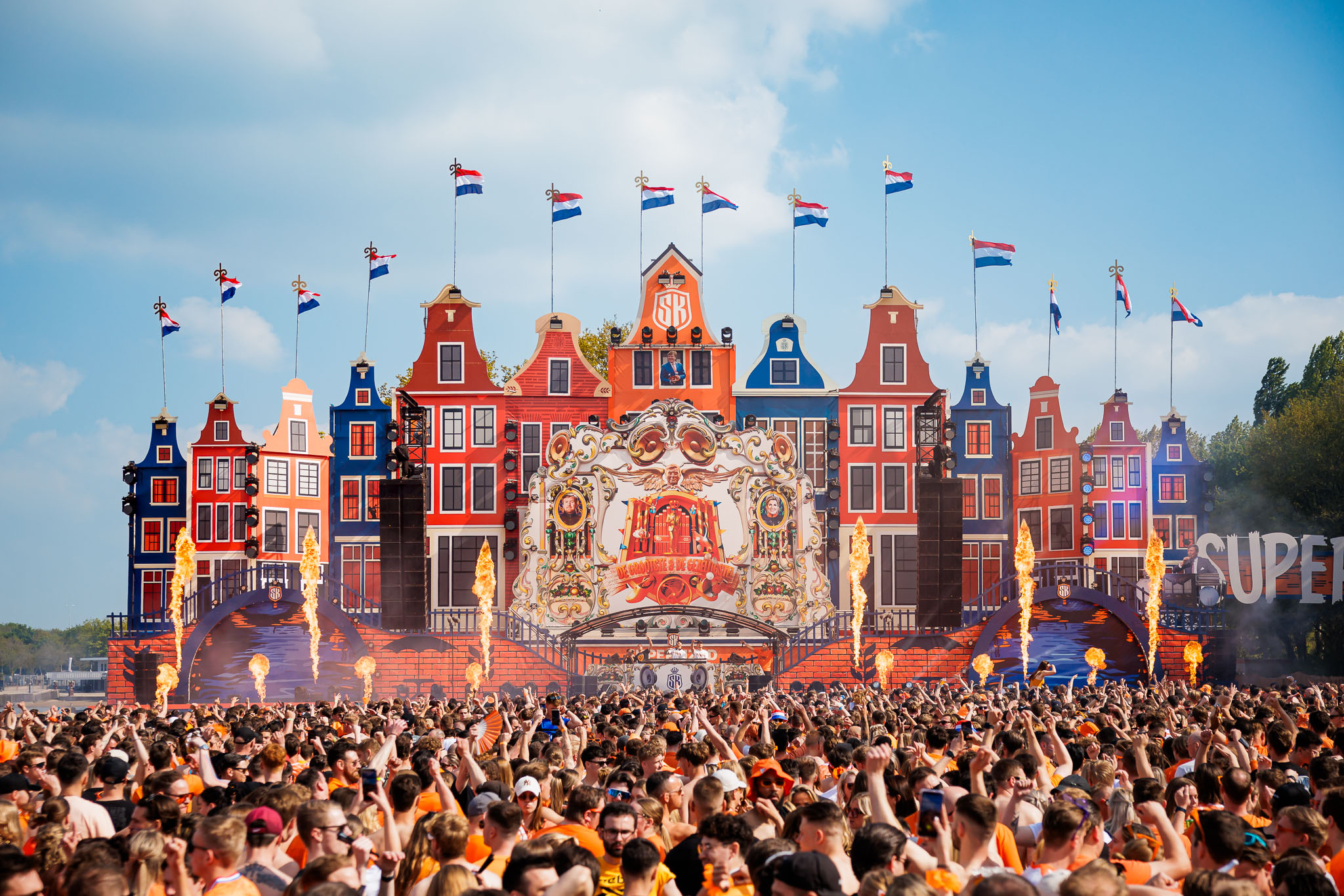 Supersized Kingsday Festival